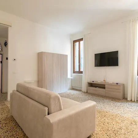 Canaletto Apartments-3